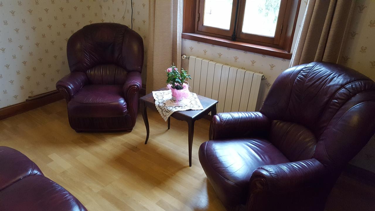 Bed and Breakfast Camden House Aubry-le-Panthou Екстер'єр фото